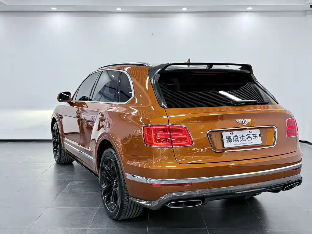 Bentayga 2016 6.0T Standard Edition