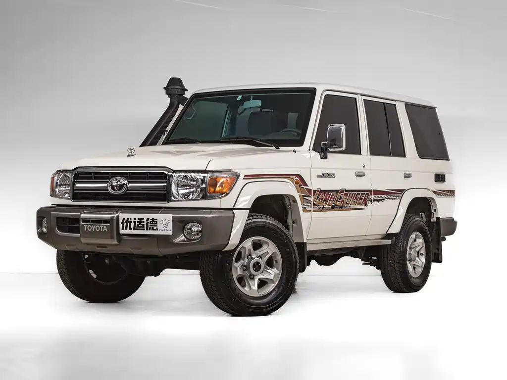 Land Cruiser LC76 2022 4.0L Manual