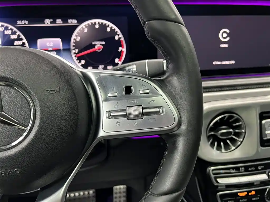 Mercedes-Benz G-Class 2019 G 500