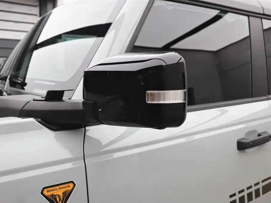 Ford Bronco 2024 2.3T Badlands
