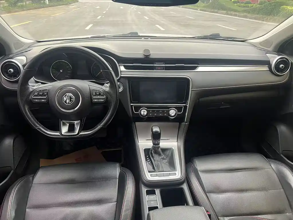 MG6 2018 20T Automatic Elite Smart Connect Edition China VI