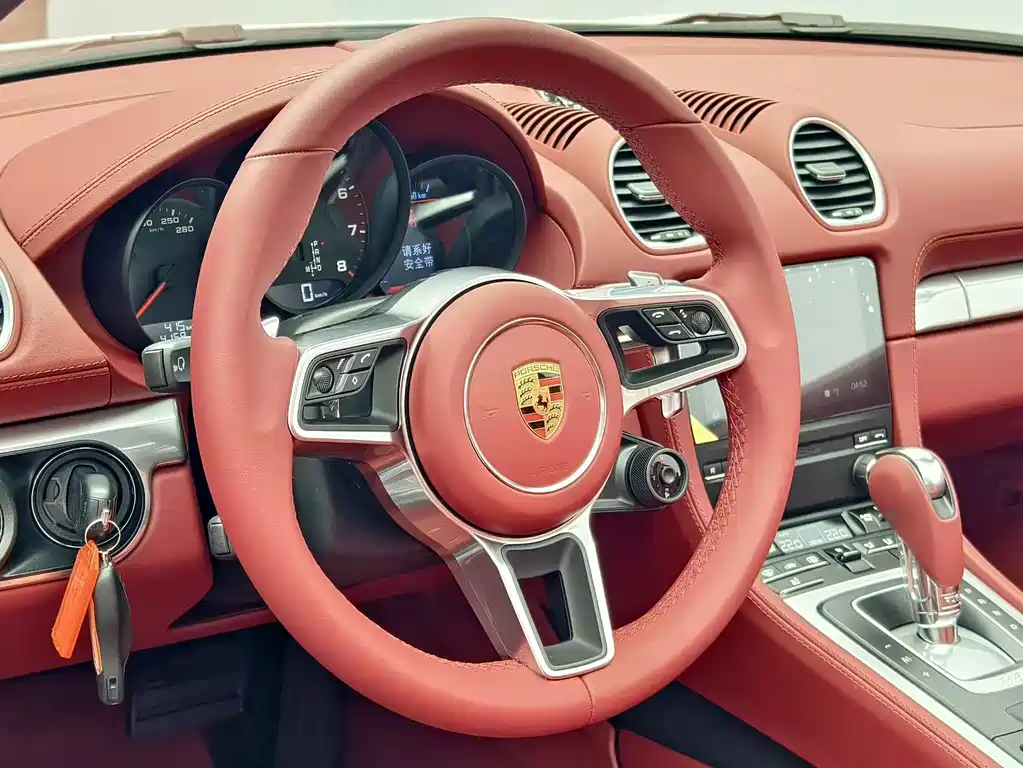 Porsche 718 Boxster 2.0T (2025)