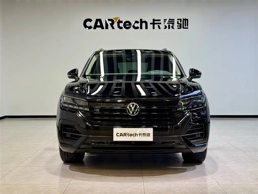 Touareg 2023 3.0TSI R-Line Black Edition