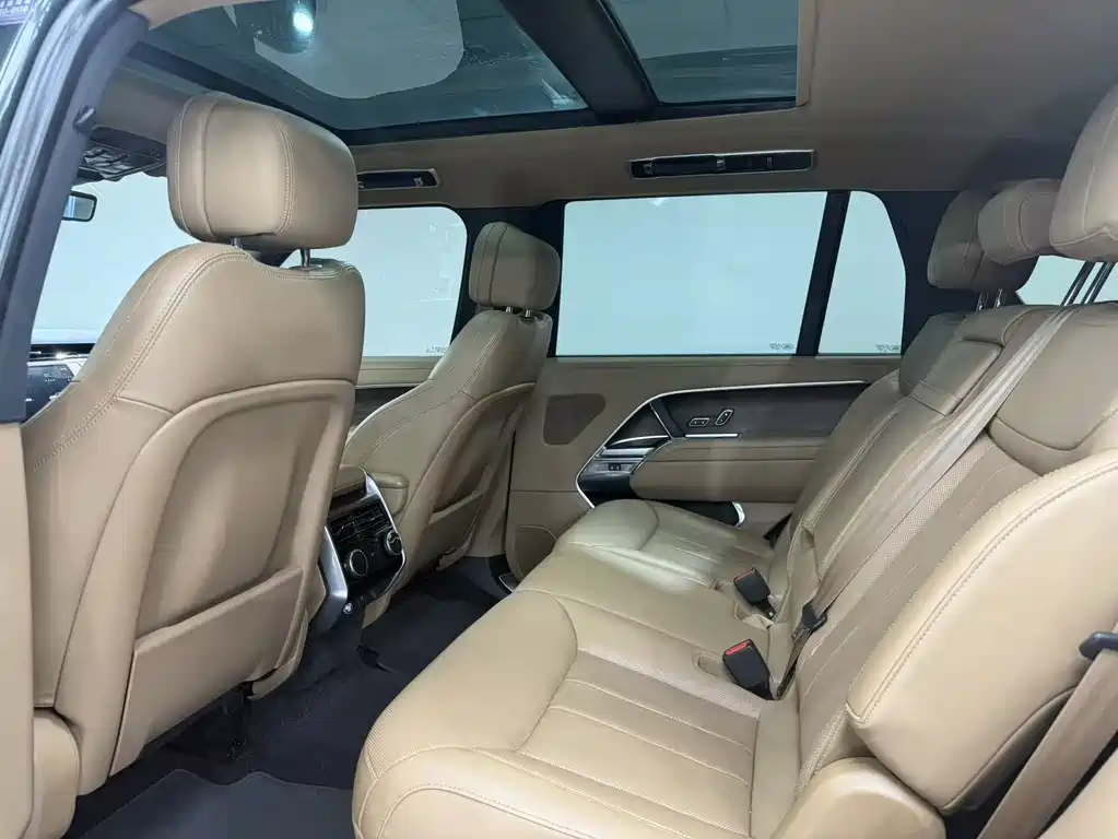 Range Rover 2023 3.0 L6 400PS Autobiography Seven-Seater Long Wheelbase
