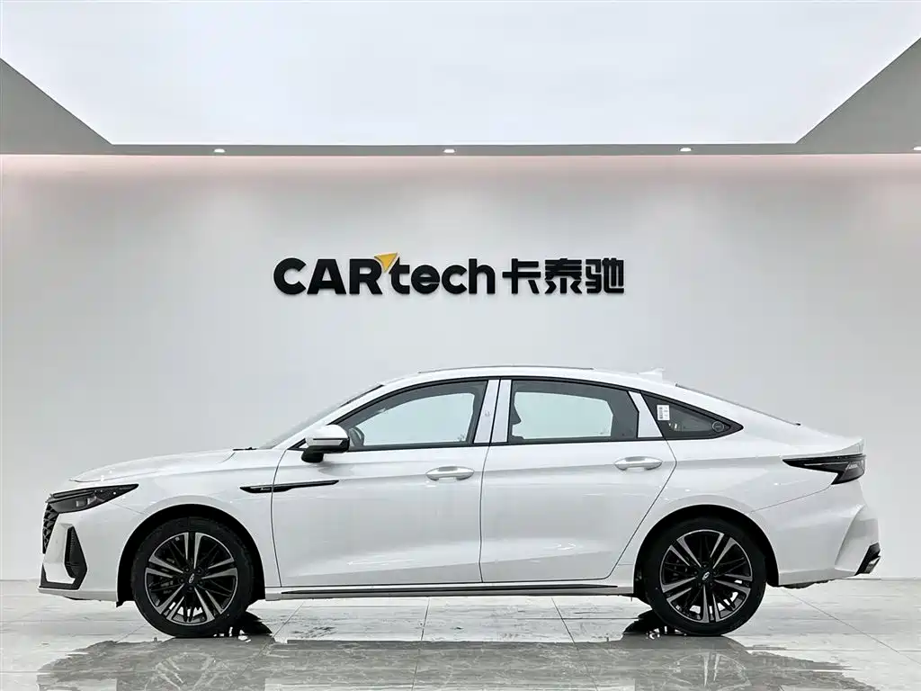 Chery Arrizo 8 2025 2.0T DCT Jin