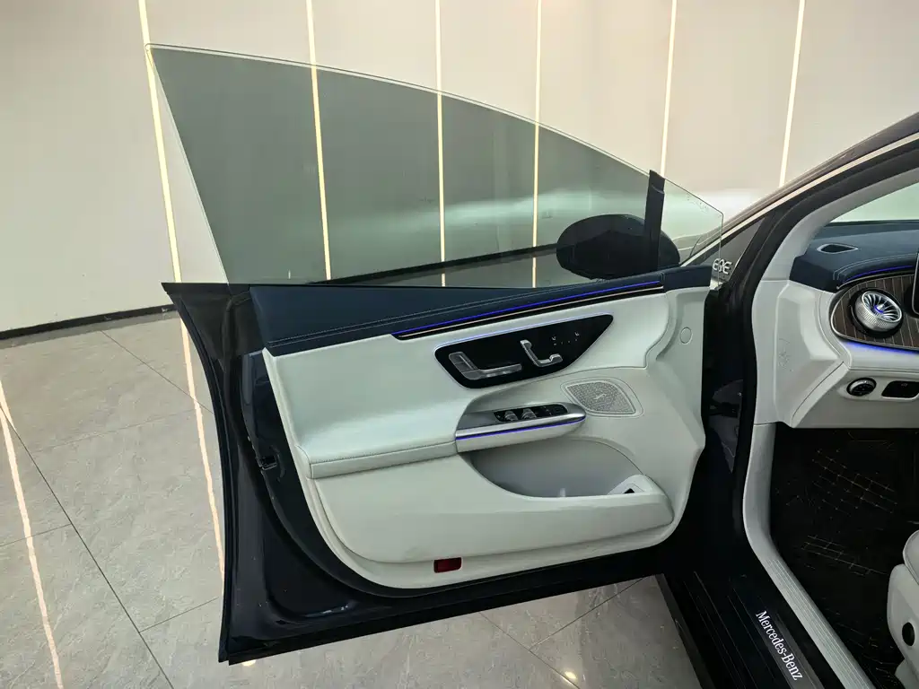 Mercedes-Benz EQE 500 4MATIC Pioneer Edition 2025