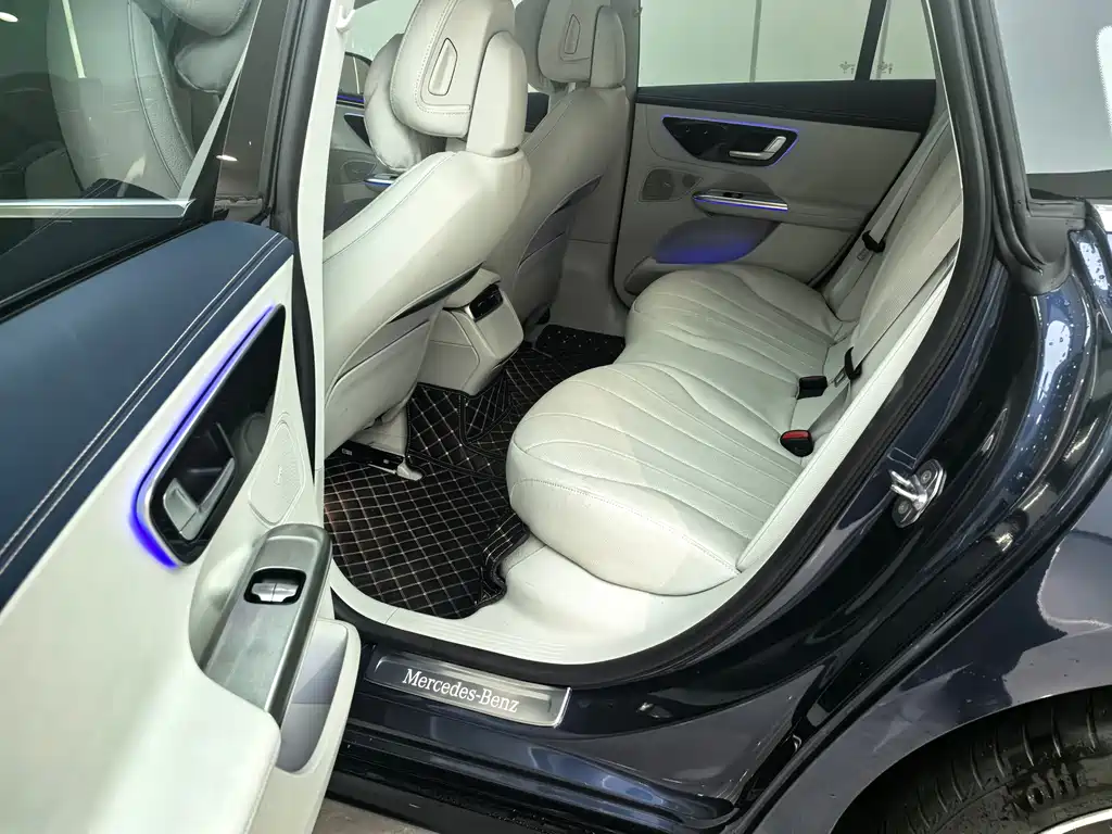 Mercedes-Benz EQE 500 4MATIC Pioneer Edition 2025
