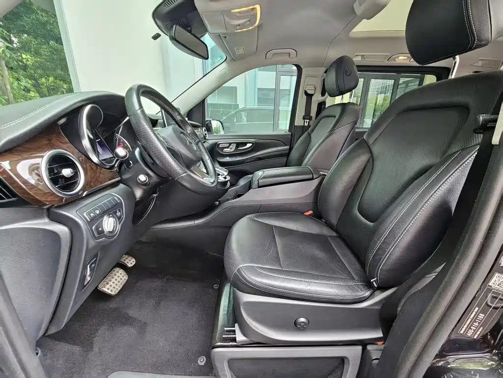 Mercedes-Benz V-Class 2018 V 260 Exclusive Edition China VI