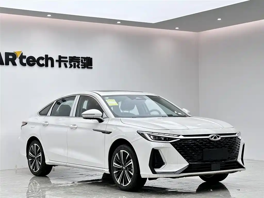 Chery Arrizo 8