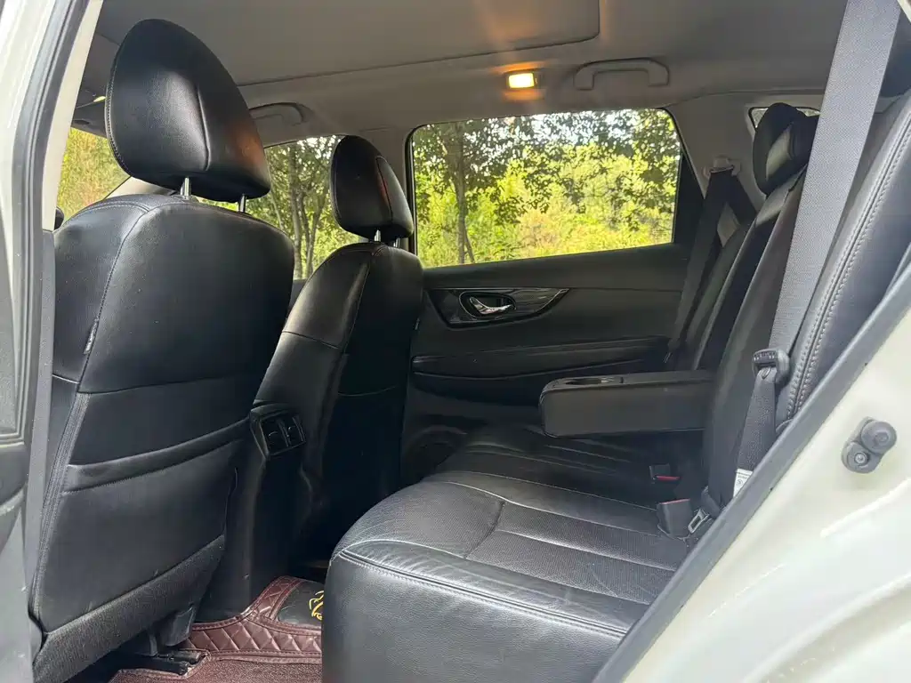 Nissan X-Trail 2017 2.5L CVT Luxury Edition 4WD