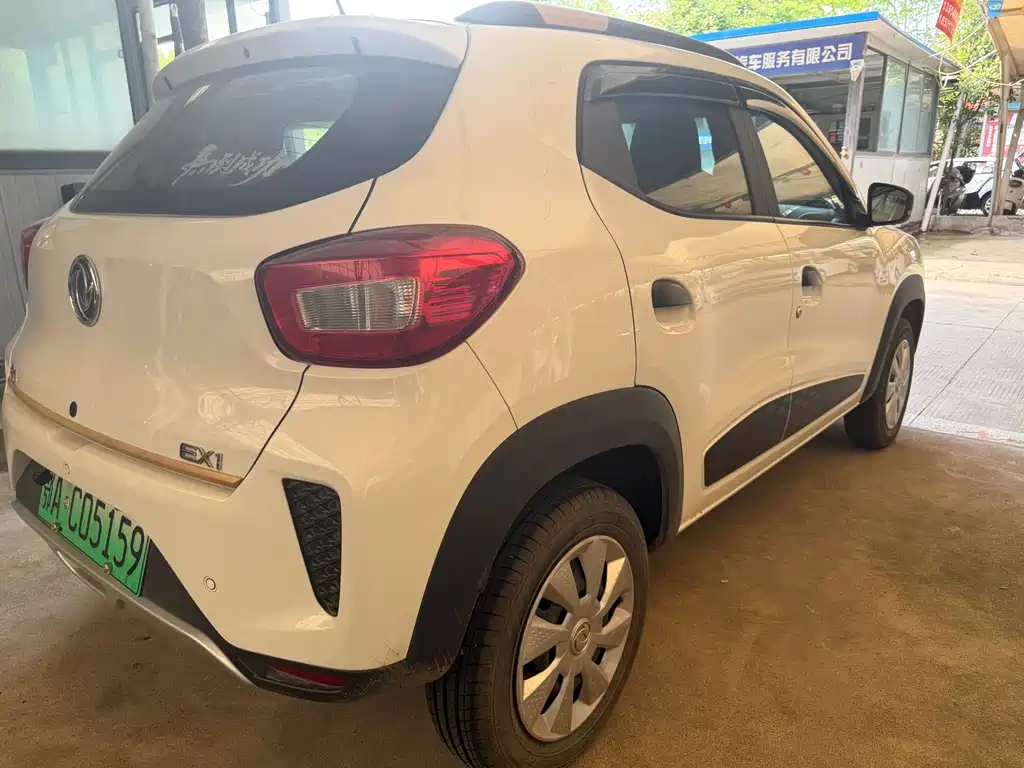 Dongfeng Aeolus EX1 2020 Base