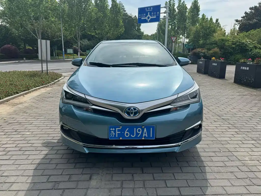 Toyota Corolla 2017 Facelift Hybrid 1.8L E-CVT Elite Edition