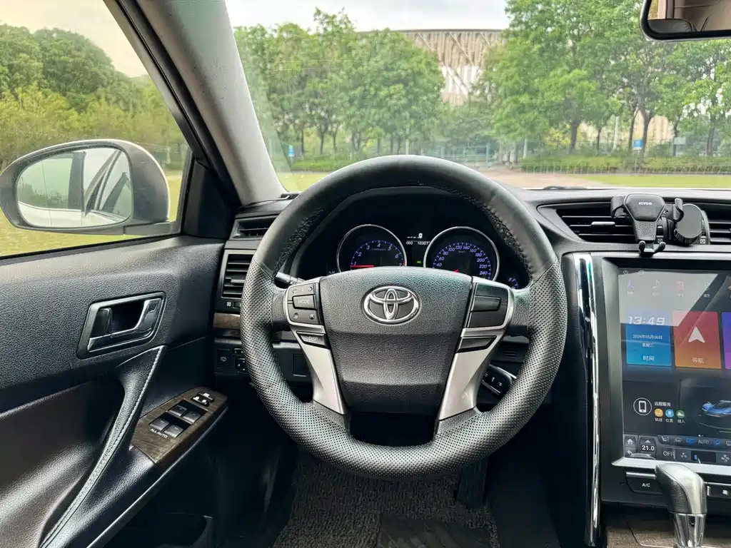 Reiz 2013 2.5V Jingrui Edition