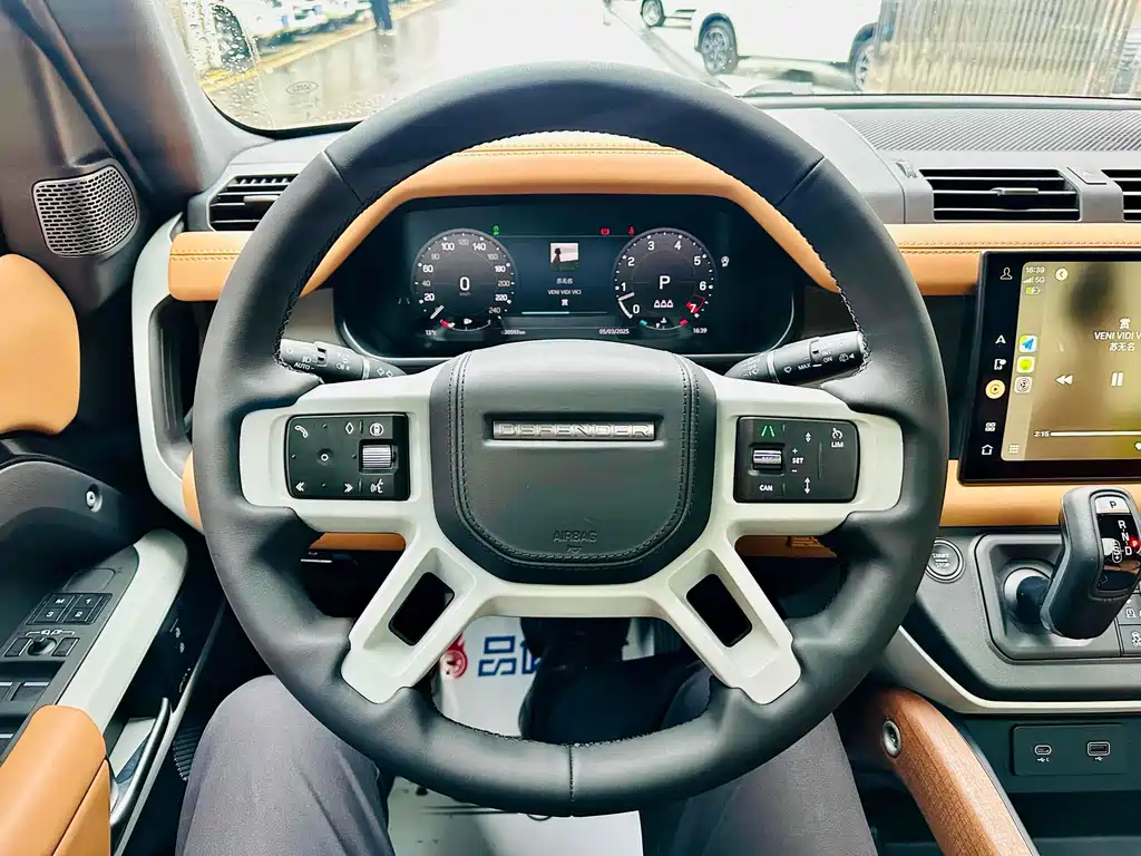 Land Rover Defender 2024 110 3.0T P400 X-DYNAMIC HSE
