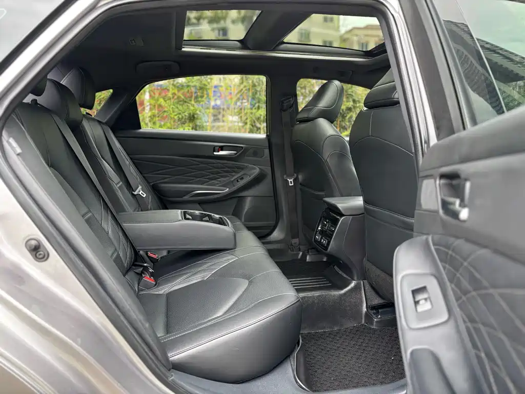 Toyota Avalon 2019 2.0L XLE Premium Edition China VI