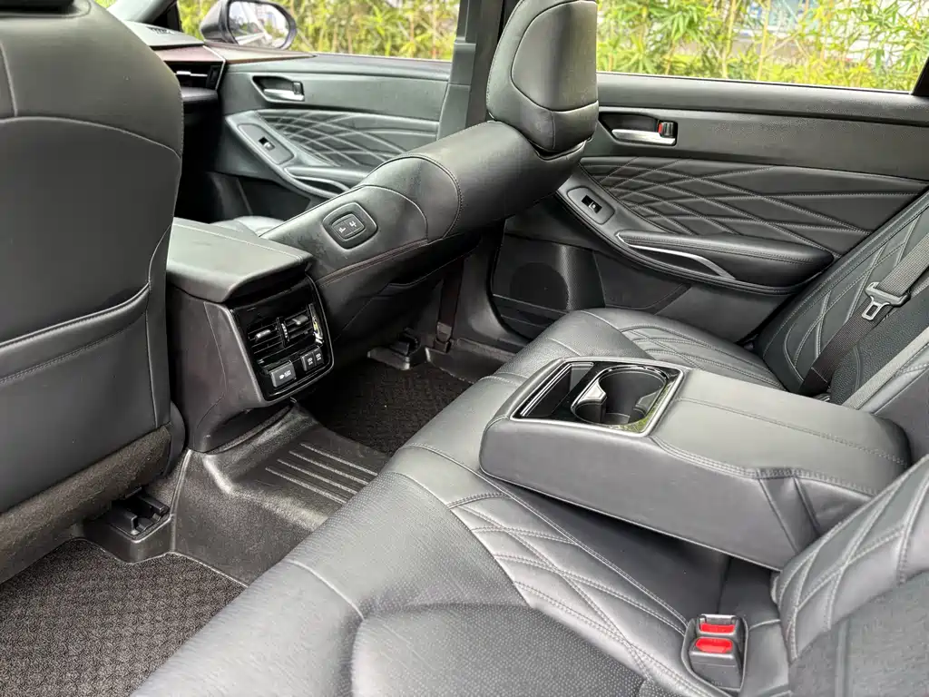 Toyota Avalon 2019 2.0L XLE Premium Edition China VI