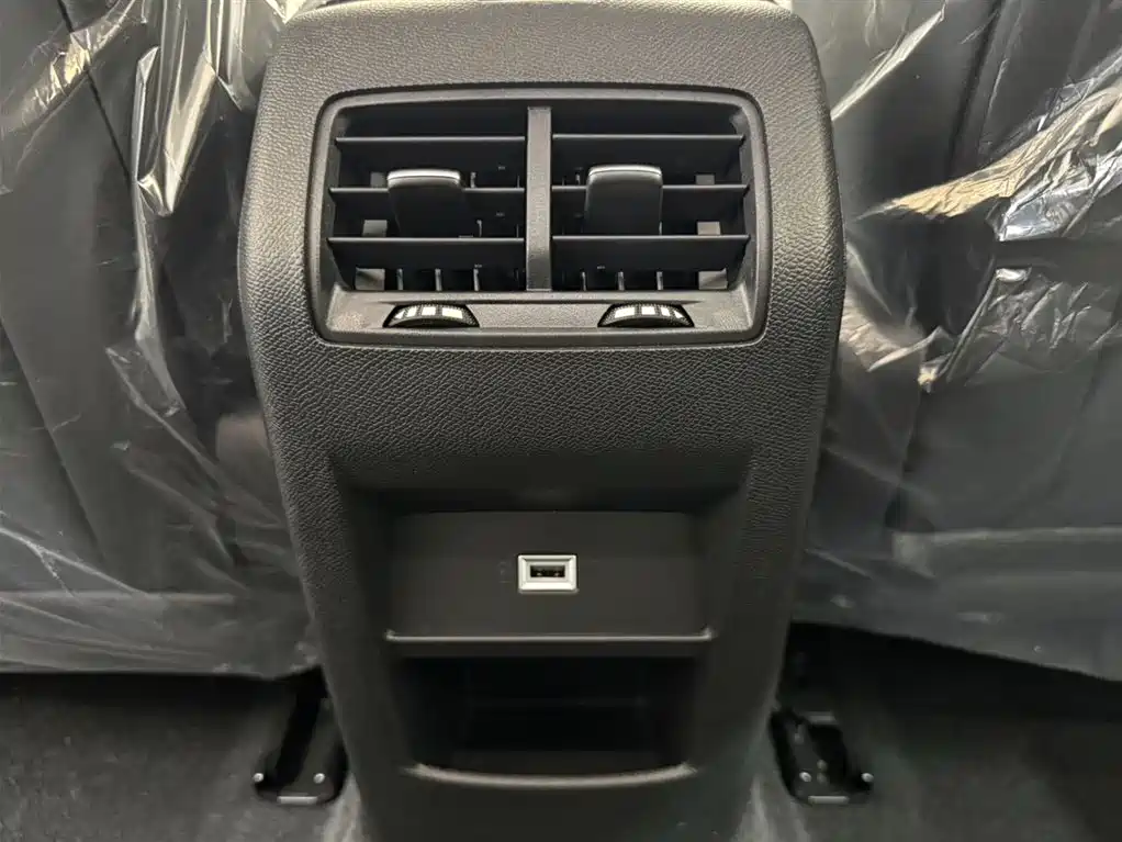 Citroën C5 X 2024 1.6T Shi Bufan