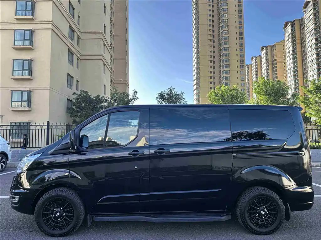Ford Tourneo Custom 2020 2.0T Automatic Elite Edition China VI