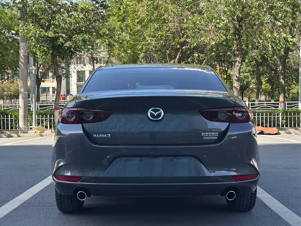 Mazda 3 Axela 2022 2.0L Automatic Zhiya Edition