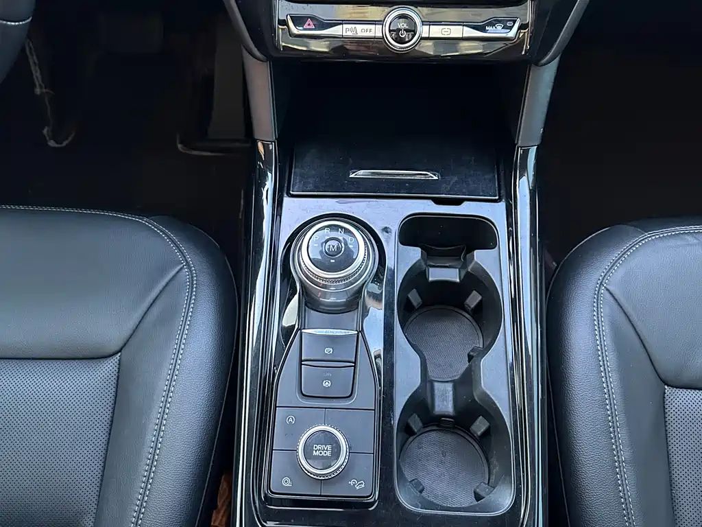 Ford Explorer 2020 EcoBoost 285 AWD Fashion Edition 7-Seater