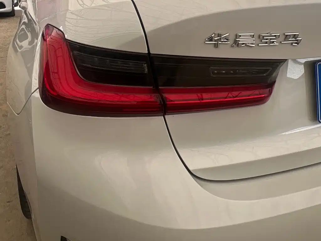 BMW 3 Series 2020 325Li First Edition