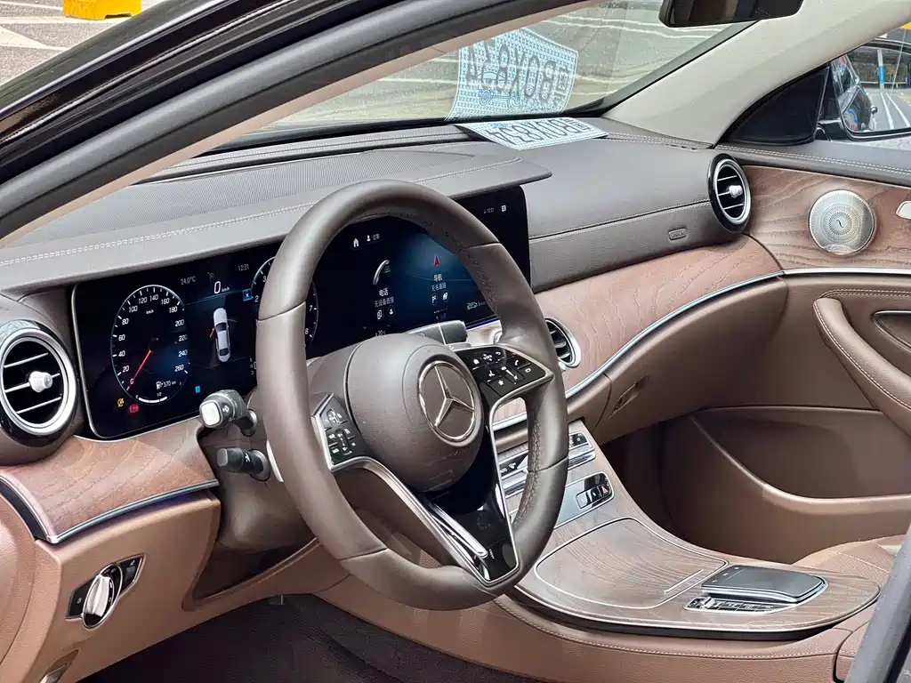 Mercedes-Benz E-Class 2021 E 300 L Luxury