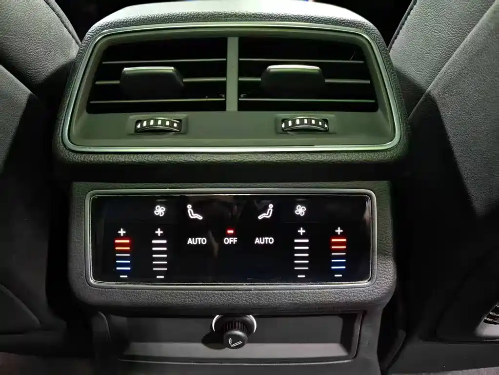 Audi A6L 55 TFSI e quattro