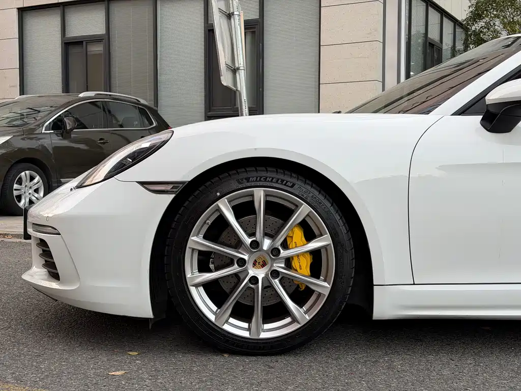 Porsche 718 Boxster 2.0T