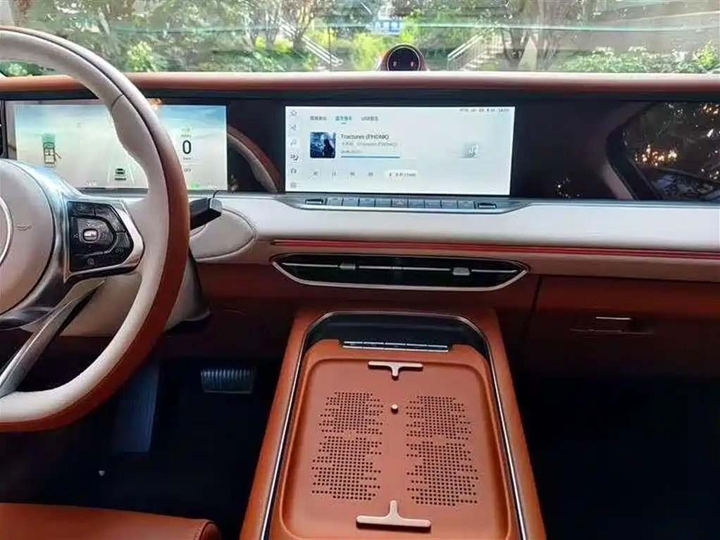 Voyah FREE 2024 Long Range Intelligent Driving Edition
