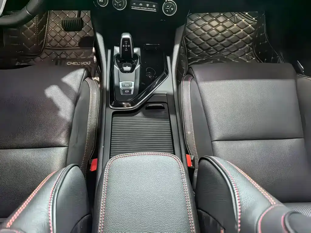 Lynk & Co 02 2018 1.5T DCT FWD Yao Pro China V