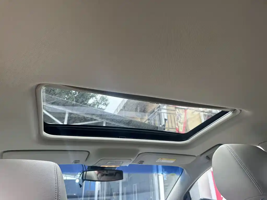 Buick GL8 2018 28T Luxury Edition China VI