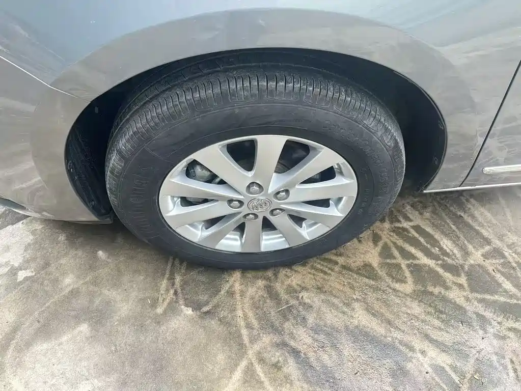 Buick GL8 2018 28T Luxury Edition China VI