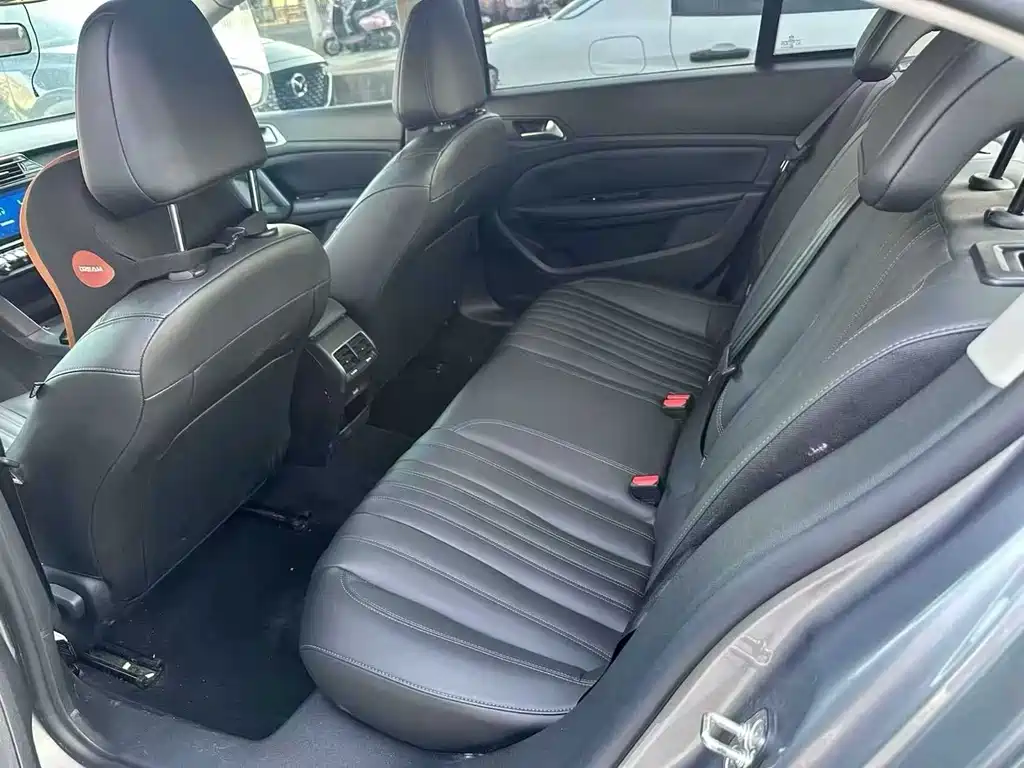 Peugeot 408 2022 1.6T Zhuiguang Edition