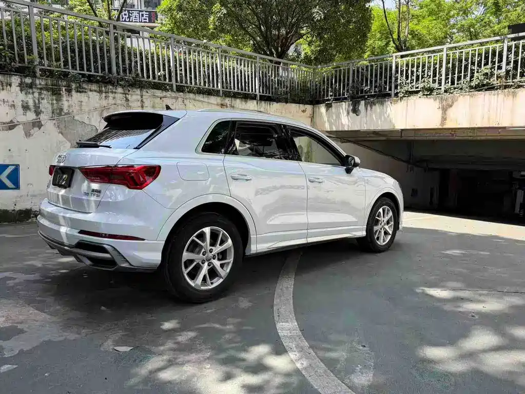 Audi Q3 2020 35 TFSI Progressive Dynamic