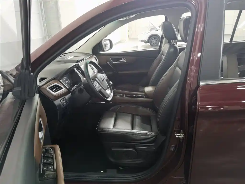 SWM X7 2017 1.5T Automatic Zhixiang 7-Seater