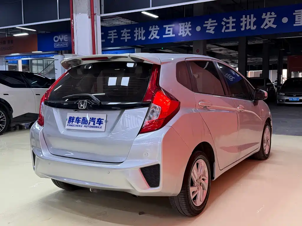 Honda Fit 2014 model 1.5L LX CVT Comfort