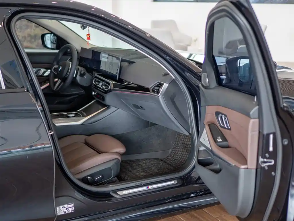 2024 BMW 3 Series 325Li M Sport Night Edition