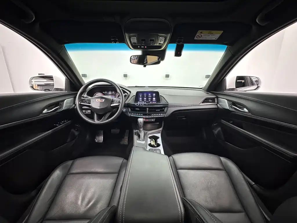 Cadillac CT4 2022 28T Luxury
