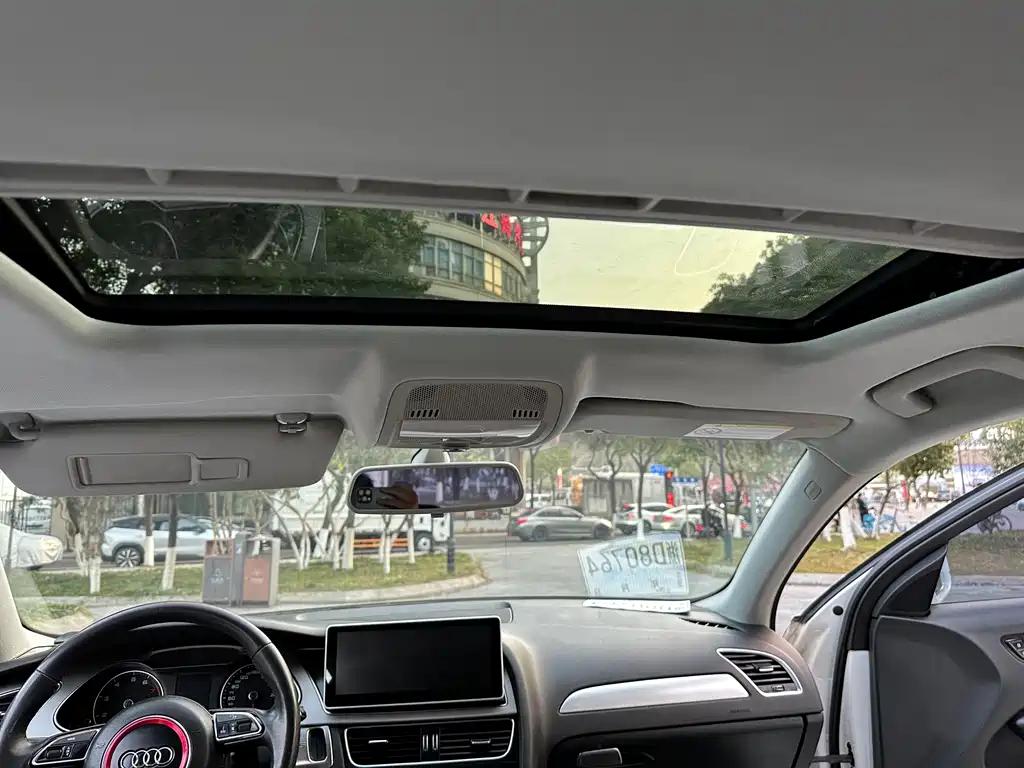 Audi A4L 2015 35 TFSI Automatic Standard