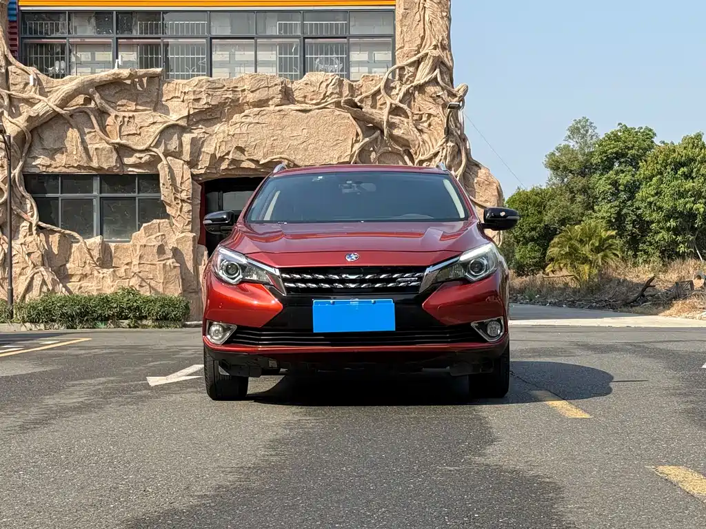 Venucia T90 2017 2.0L CVT Zhi Shang Edition