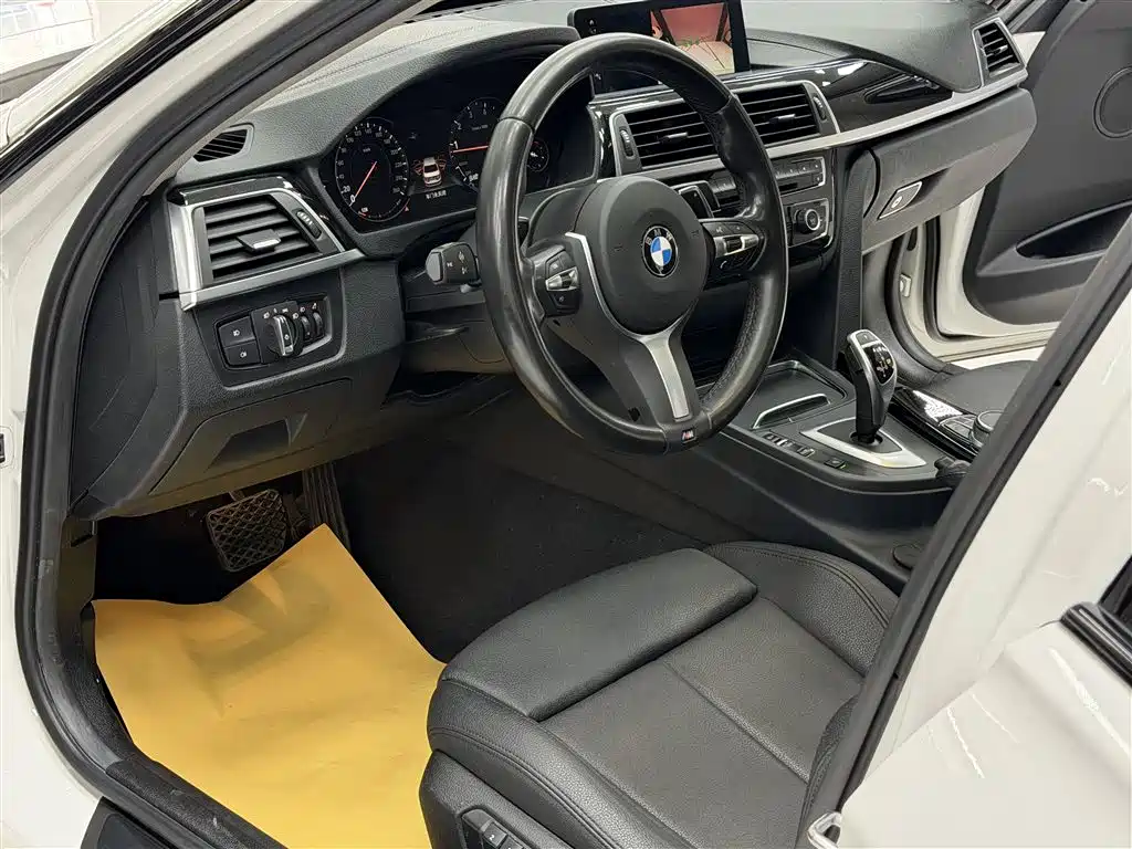 BMW 3 Series 2019 320Li M Sport Package