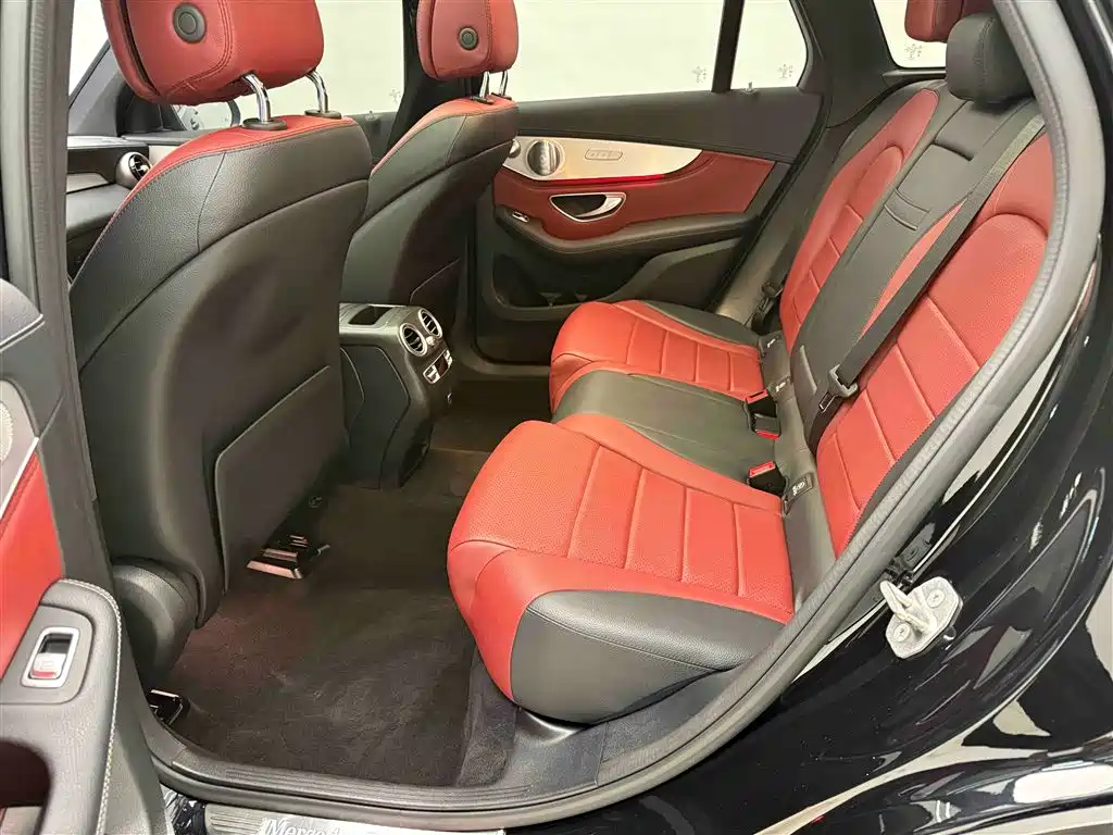 Mercedes-Benz GLC 300 L 4MATIC