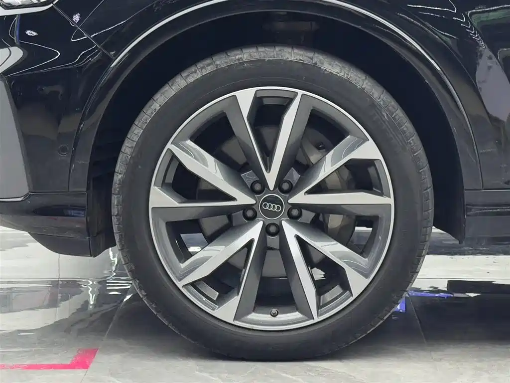 Audi Q7 55 TFSI quattro S line