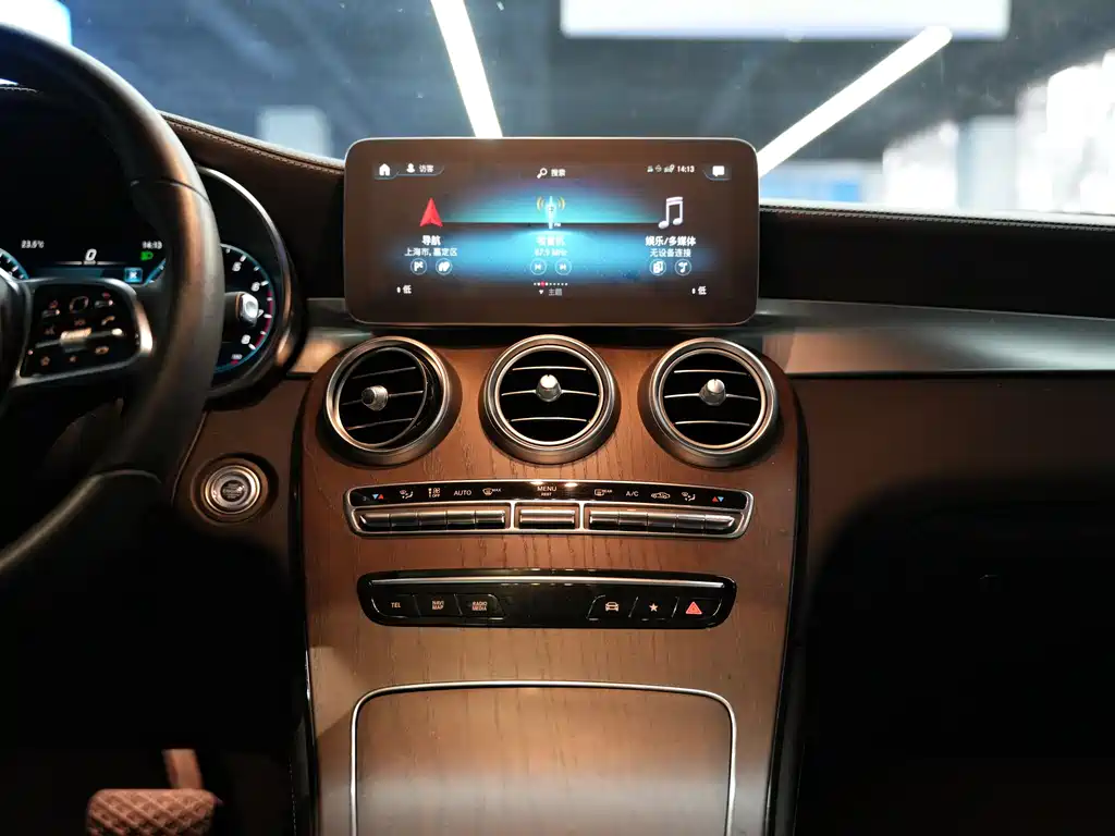 Mercedes-Benz GLC 260 L 4MATIC Luxury 2021