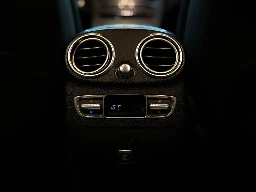 Mercedes-Benz GLC 260 L 4MATIC Luxury 2021
