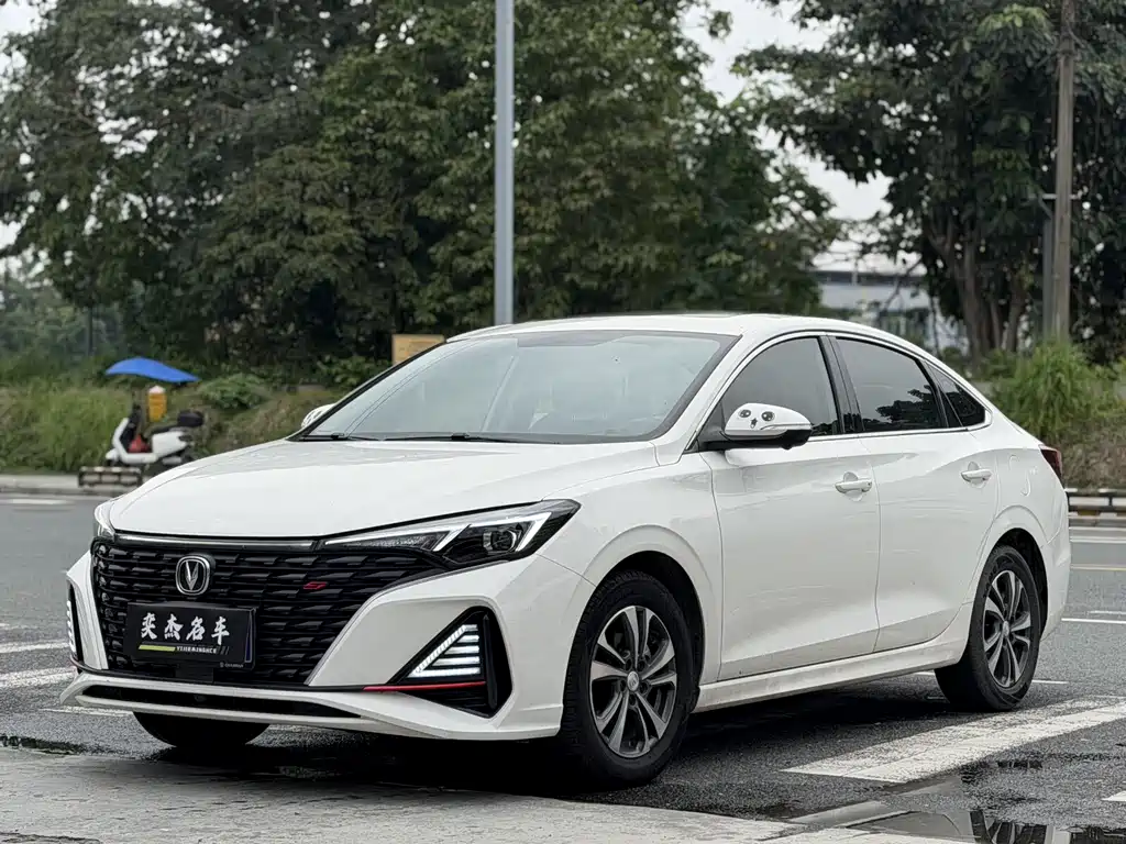 Changan Eado Plus 2021 Blue Whale NE 1.4T GDI DCT Premium Edition