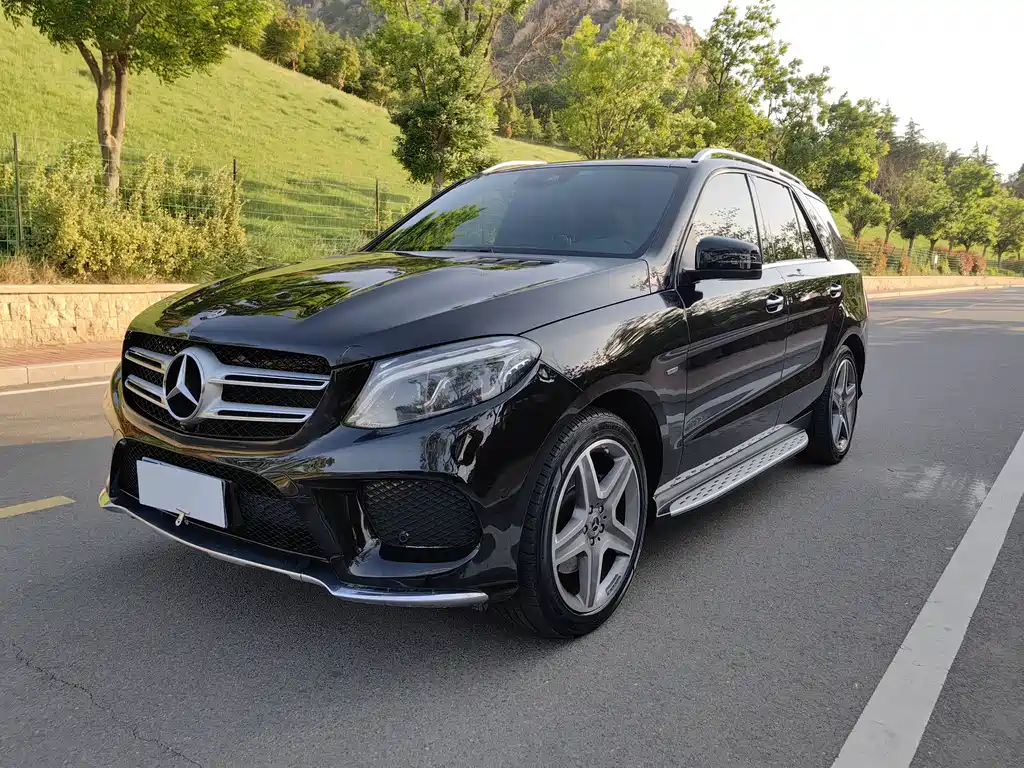 Mercedes-Benz GLE 400 4MATIC Collector's Edition