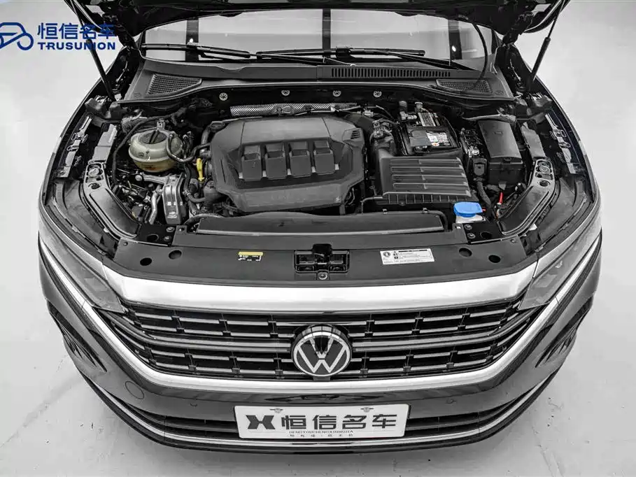 Volkswagen Passat 2022 330TSI Luxury Edition