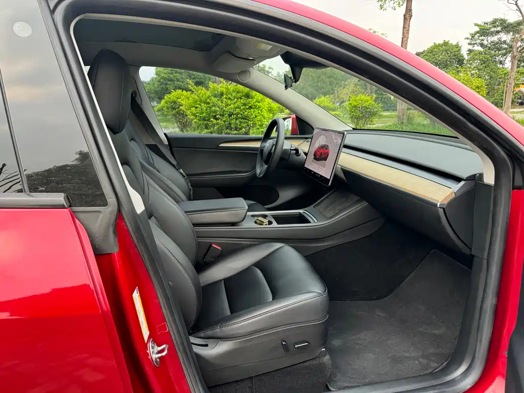 Tesla Model Y 2022 RWD