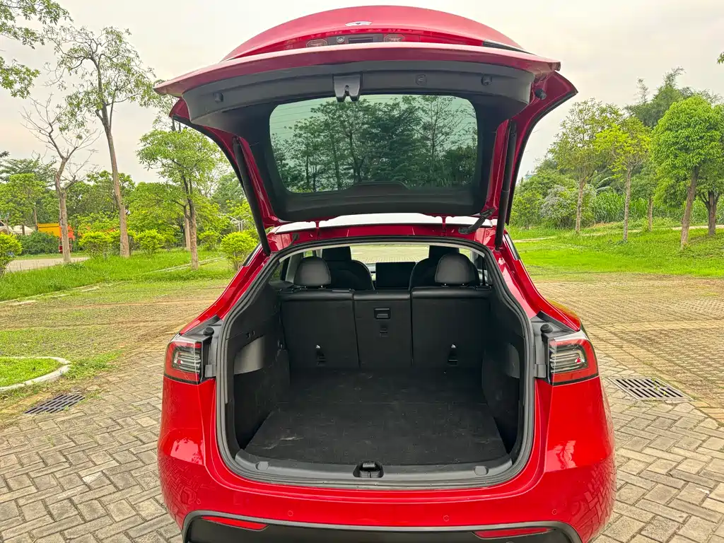 Tesla Model Y 2022 RWD